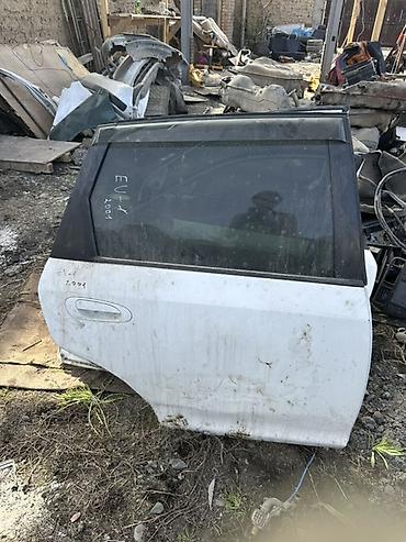 Двери и комплектующие: Комплект Honda — 12