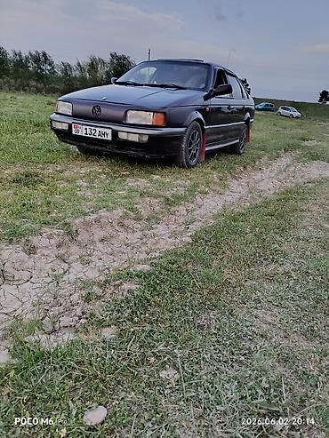 pass: Volkswagen Passat: 1991 г., 1.8 л, Механика, Бензин, Лифтбек — 1