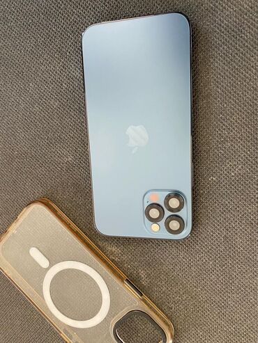 наушники apple airpods 1: IPhone 12 Pro, Б/у, 128 ГБ, Голубой, Наушники, Защитное стекло, Коробка, 82 %