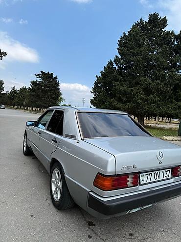 radiator mersedes: Mercedes-Benz 190 (W201): 2 l | 1990 il Sedan — 8