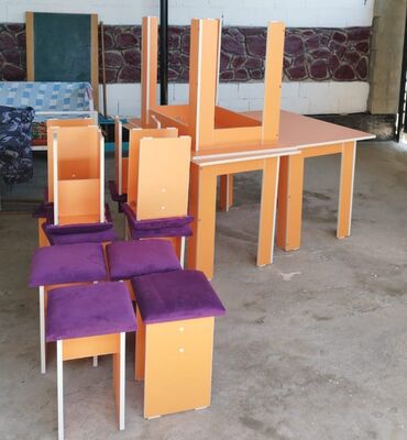 табуретка: Комплект стол и стулья Для кафе, ресторанов, Новый
