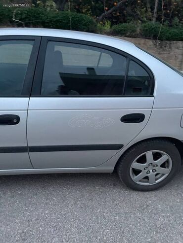 Toyota: Toyota Avensis: 1.6 l. | 2001 έ. Λιμουζίνα — 2