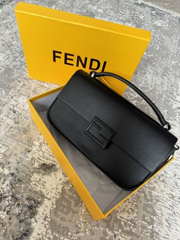 сумочка: Классическая сумка, Fendi, Италия, Женские, Новый