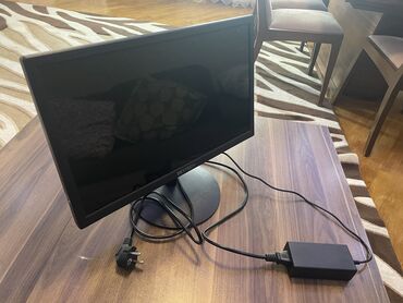 monitor 144 hz: Monitor Skytech Yaxşı keyfiyyətdə! Ümumi Üç həftə istifadə olunuf! В