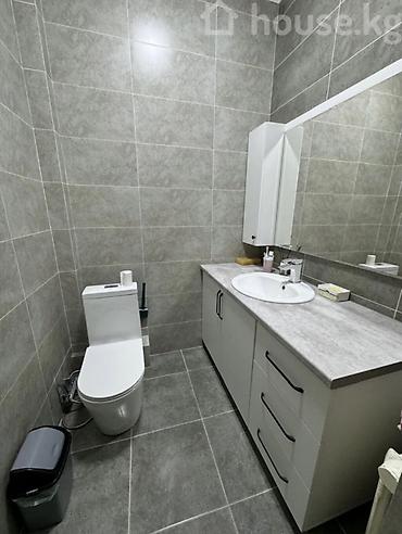 Долгосрочная аренда домов: 370 м², 8 комнат, Парковка — 11