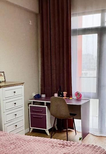 mimi: 3-lü dəst 440 azn satılır Madeyranın Melodiya modeli üç qapılı dolab — 3