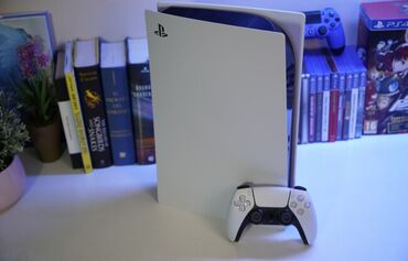 PS5 (Sony PlayStation 5): PS5 с дисководом память 1000гиг, 8К, HDR, комплект полный, все