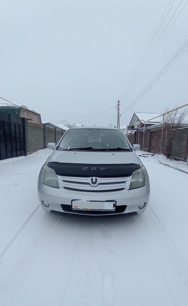 Toyota: Toyota ist: 2003 г., 1.5 л, Автомат, Бензин, Хэтчбэк