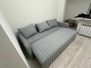 sofa: Компактный прямой диван-кровать серого цвета с механизмом — 3