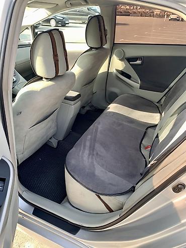 Toyota: Toyota Prius: 2010 г., 1.8 л, Гибрид, Хэтчбэк — 10