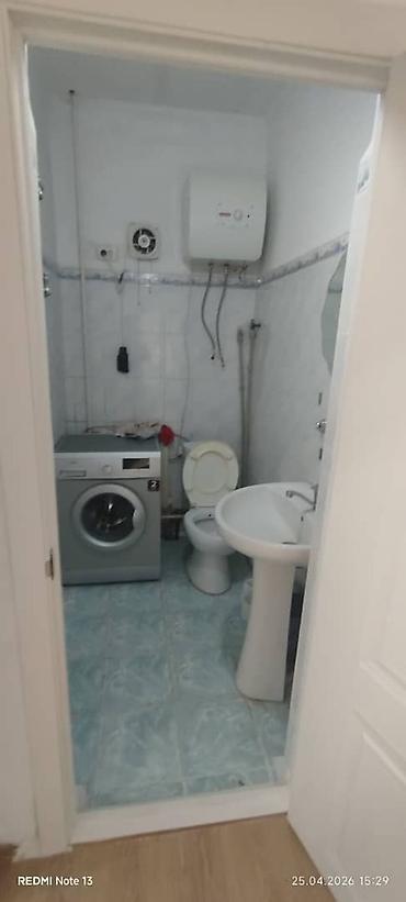 Продажа коттеджей и домов: 4 комнаты, 100 м², 6 соток, Бишкек, Собственник — 11