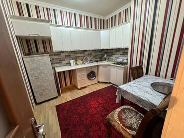 Uzunmüddətli kirayə mənzillər: Nəsimi rayonu, 28 may metrosunun 2-ci çıxışı, Təbriz küçəsində, 18 -da lalafo.az — 4 Uzunmüddətli kirayə mənzillər: Nəsimi rayonu, 28 may metrosunun 2-ci çıxışı, Təbriz küçəsində, 18 — 4