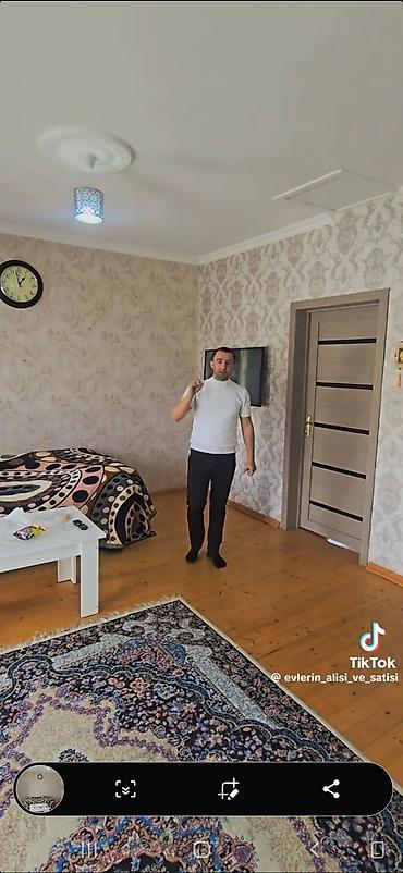 bayılda ev: Satılır: 3 otaqlı həyət evi (tam yaşayışlı) Planlama: - Geniş zal — 1