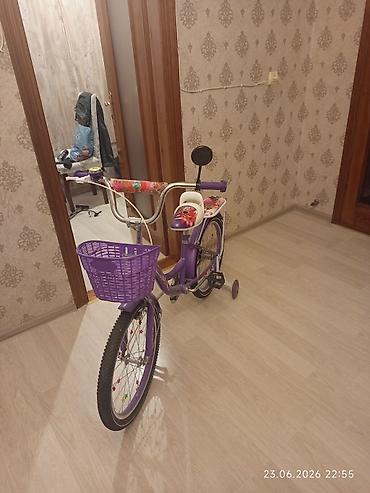 Velosipedlər: Salam Velosiped satılır təcilidi alınandan 1 vəya 2 dəfə sürülüb ünvan — 2