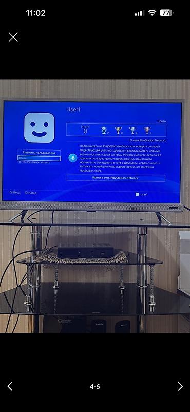 PS4 (Sony Playstation 4): Təcili satılır.real alıcılar yazsin,şəkildə nə görünürsə onlar — 4