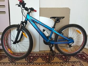 avtomobil ucun velosiped saxlayan satilir: İşlənmiş Şəhər velosipedi Scott, 24", Ünvandan götürmə
