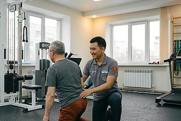 физкульт: ИЩЕМ МОЛОДОГО ТРЕНЕРА В РЕАБИЛИТАЦИОННЫЙ ЦЕНТР Если ты разбираешься в — 1