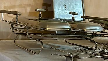 Paslanmayan poladdan iki bölməli bufet çıxmaqabı (chafing dish) dəsti lalafo.az -da Paslanmayan poladdan iki bölməli bufet çıxmaqabı (chafing dish) dəsti