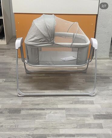Манежи-кровати: Я брала 14000 сом в магазине Yo-yo Прошу 8000 Почти новый .Только 2 — 15