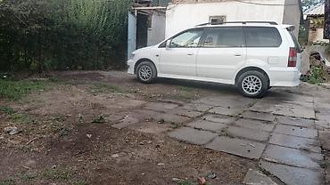 водный катер: Mitsubishi Chariot: 1998 г., 2 л, Автомат, Бензин, Универсал — 5