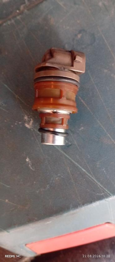 011 matoru: Avtomobil üçün yağ nasosunun təzyiq tənzimləyici klapanı (solenoid) — 2