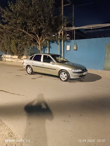 Opel: Opel Vectra: 1.6 l | 1996 il 48584 km Sedan — 11