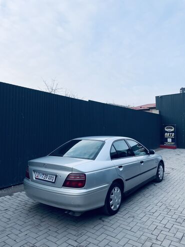 Honda: Honda Accord: 1999 г., 1.8 л, Механика, Бензин, Седан — 2