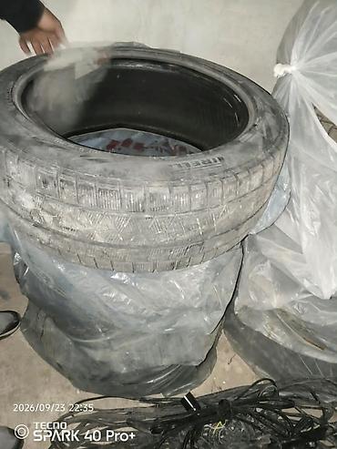 полик 5 д: Шины 225 / 50 / R 17, Зима, Б/у, Комплект, Легковые, Pirelli — 3