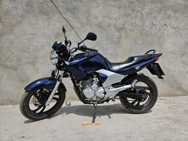 Мототехника: Классический мотоцикл Yamaha, 250 куб. см, Бензин, Взрослый, Б/у