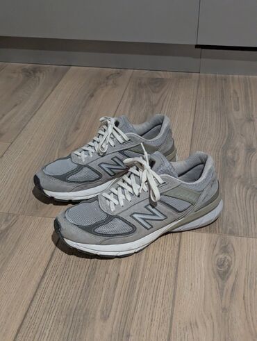 new balance бишкек цена: Эркектердин кроссовкасы, 42, New Balance, Колдонулган, түсү - Боз, Өзү алып кетүү