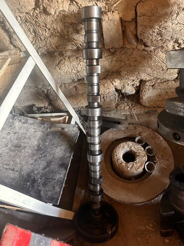 Двигатели, моторы и ГБЦ: Двигатель от скании 144. 530лс 2001г Есть блок, гильза, шатуны — 8