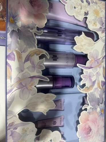 тоналка мери кей: Подарочные наборы косметики для лица 1) Фиолетовый набор