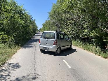 водный катер: Suzuki Wagon R+: 2004 г., 1.3 л, Механика, Бензин, Хэтчбэк — 4