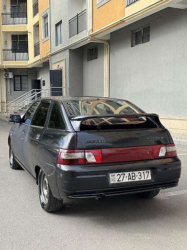 VAZ (LADA): Model: Lada 2112 (hatchback, 5 qapı) Rəng: qara (mat) Yanacaq: benzin — 5