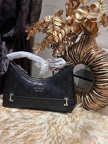 Çantalar: GUESS qadın çanta kolleksiyası - Material: teksturalı süni dəri və — 4