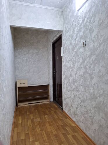 квартиры боконбаева: 2 комнаты, 46 м², 104 серия, 1 этаж, Косметический ремонт