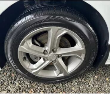 аккумлятор авто: Дөңгөлөктөр монтажда 215 / 55 / R 17, Жай, Колдонулган, Комплект, Жеңил унаалар, тешиктери - 5