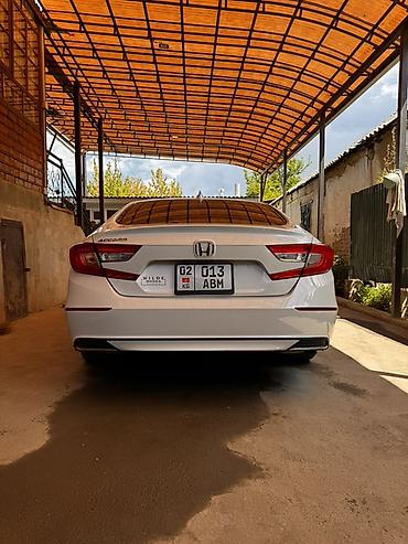 small car: Honda Accord: 2018 г., 1.5 л, Вариатор, Бензин, Седан — 8