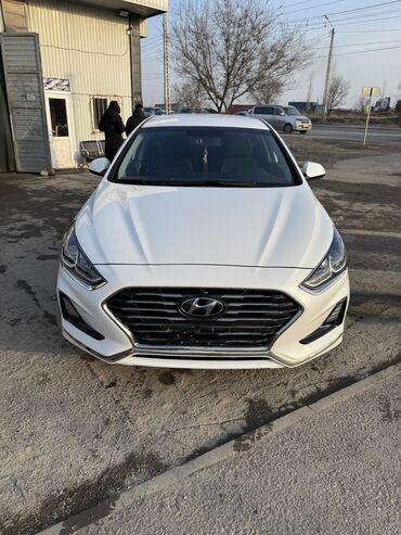 hyundai sonata прадаю: Hyundai Sonata: 2019 г., 2 л, Автомат, Газ, Седан