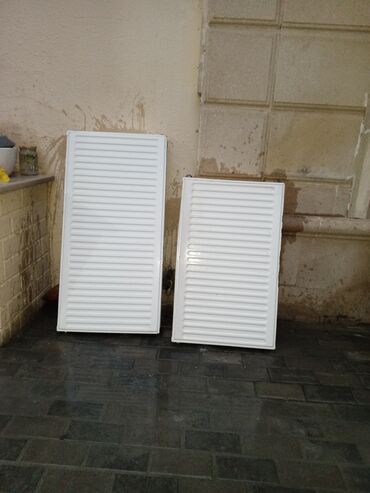 Duş başlıqları: Normal vəziyyətdədir, isləkdir