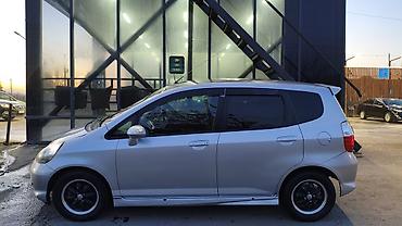 Honda: Honda Fit: 2003 г., 1.3 л, Вариатор, Бензин, Хэтчбэк — 5
