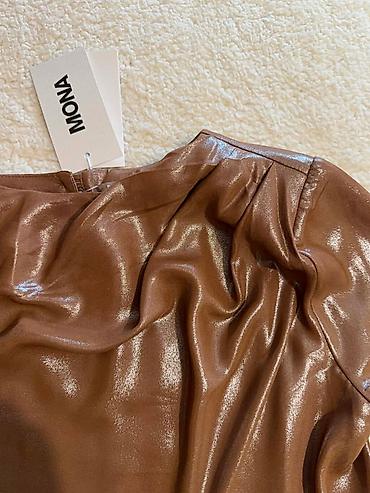 Majice dugačkih rukava: Potpuno nova Mona bluza - majica sa etiketom, od gospodje sudije, vidi — 6