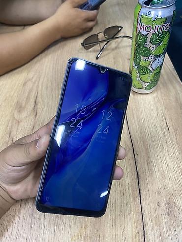Infinix Note 12 
Памят 128/6
Срочно 
 ватсап 
 связь — 1