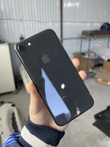 Apple iPhone: IPhone 8, Б/у, 64 ГБ, 86 %