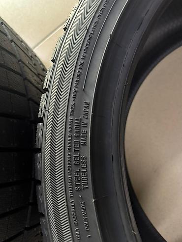 разноширокие: Шины 245 / 40 / R 19, Зима, Новый, Комплект, Легковые, Япония, Dunlop — 5