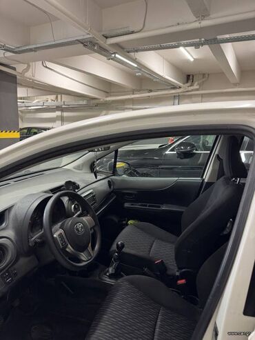 Toyota: Toyota Yaris: 1.3 l. | 2012 έ. Χάτσμπακ — 11