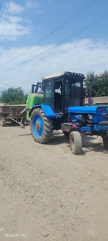 Kommersiya nəqliyyat vasitələri: Kənd təsərrüfatı üçün universal təkərli traktor Xüsusiyyətlər: - — 6