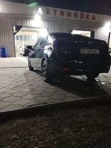 byd e1: Hyundai Solaris: 2015 г., 1.4 л, Механика, Бензин, Седан — 2