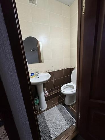 Продажа квартир: 3 комнаты, 75 м², 106 серия, 3 этаж at lalafo.kg — 12 Продажа квартир: 3 комнаты, 75 м², 106 серия, 3 этаж — 12