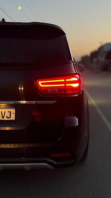 Kia: Kia Carnival: 2018 г., 2.2 л, Автомат, Дизель, Минивэн — 12